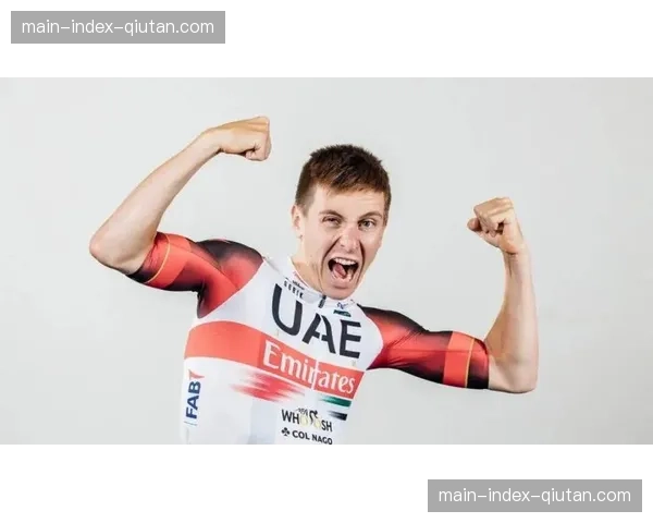 沃勒林环弗兰德斯夺冠：终于冲下鹅卵石路，意识到只剩我一个人